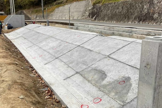 福山市立戸手小学校外構整備工事の画像05