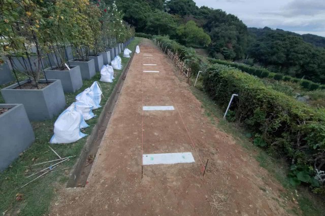 園芸センターベンチ設置工事の画像03